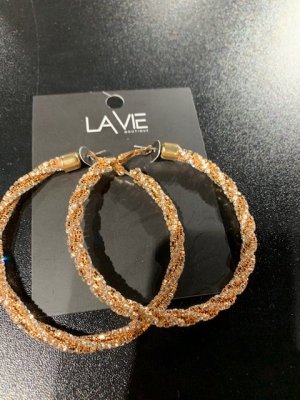 Diamond Twist Hoops